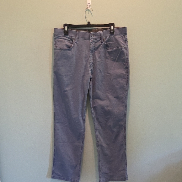 Roundtree & Yorke Pale Blue Straight Leg Jeans Men's Size 34 X 30 - Picture 1 of 8